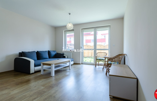 2 pokoje z ogródkiem