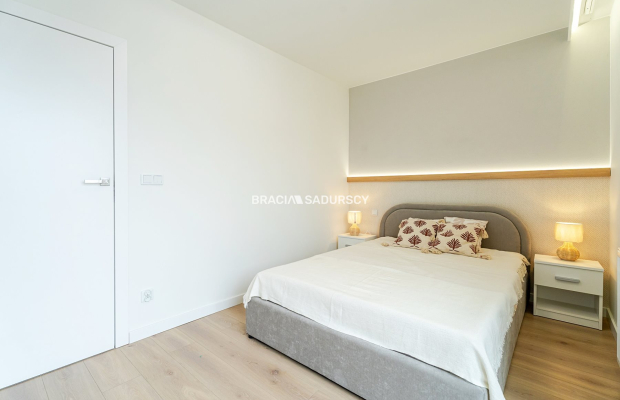 Pierwszy najem| Balkon| Miejsce postojowe 