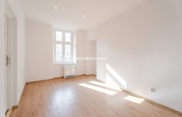 Stare Dębniki / bezczynszowe / całkowicie nowe