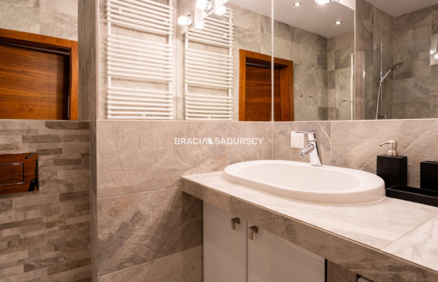 Nowoczesny apartament z dużym tarasem - Ul.Lubicz