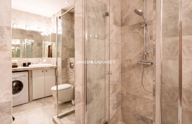 Nowoczesny apartament z dużym tarasem - Ul.Lubicz