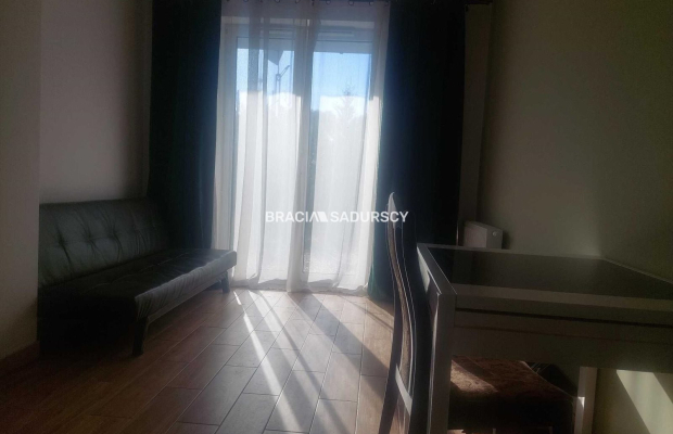 Przytulne mieszkanie z własnym ogródkiem