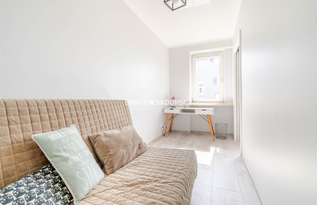 ul. Nowohucka - 2-pokojowe mieszkanie z balkonem