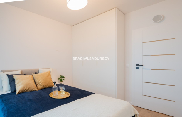 3 pokoje / Zabłocie