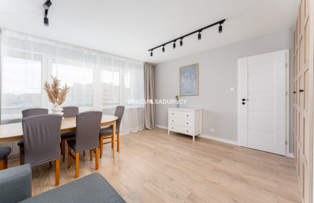 2-pokojowe, jasne z balkonem – ul. Wysłouchów!