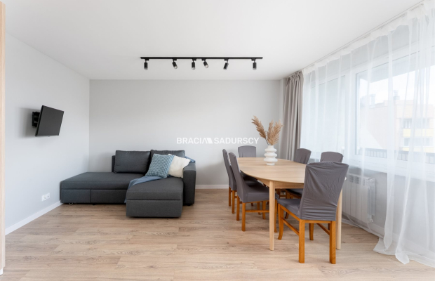 2-pokojowe, jasne z balkonem – ul. Wysłouchów!