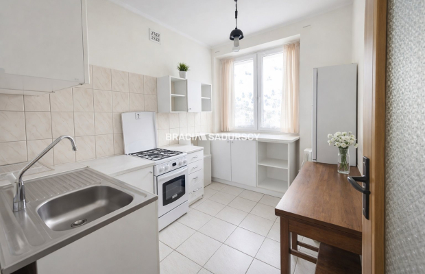 Mieszkanie 2 pokojowe z oddzielną kuchnią 