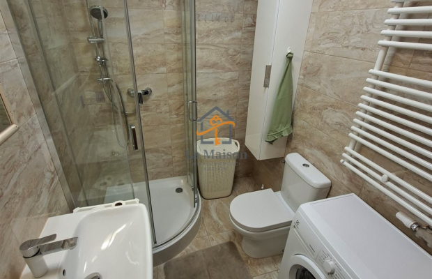 Śródmieście. 2 pokoje z garażem.Wysoki standard.