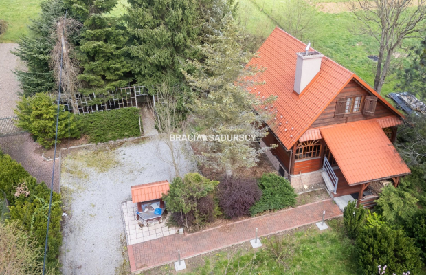 Duża działka z potencjałem – centrum Sieprawia