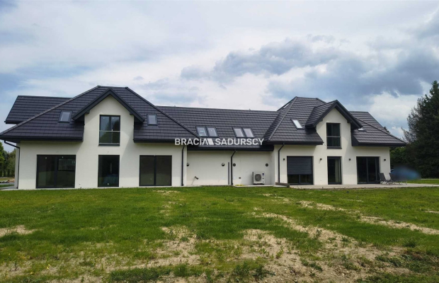 Przegorzały, 1184 m2 z pozwoleniem na budowę 