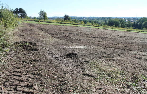 Atrakcyjna działka budowlana w Libertowie.