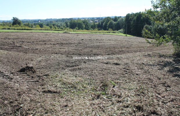 Atrakcyjna działka budowlana w Libertowie.