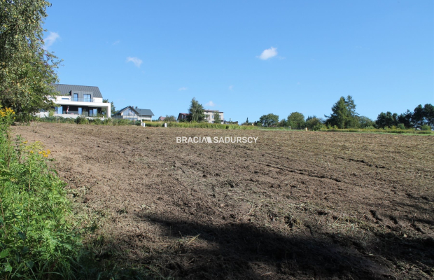Atrakcyjna działka budowlana w Libertowie.
