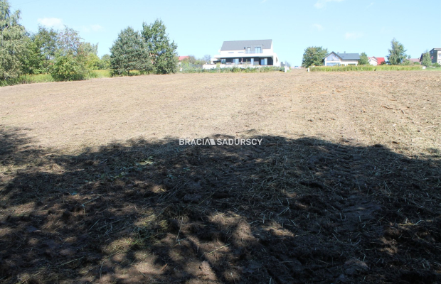 Atrakcyjna działka budowlana w Libertowie.