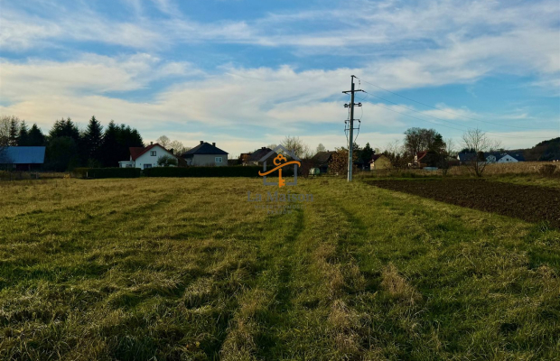 Rusicice, gm. Czernichów. 27 ar w zielonej okolicy