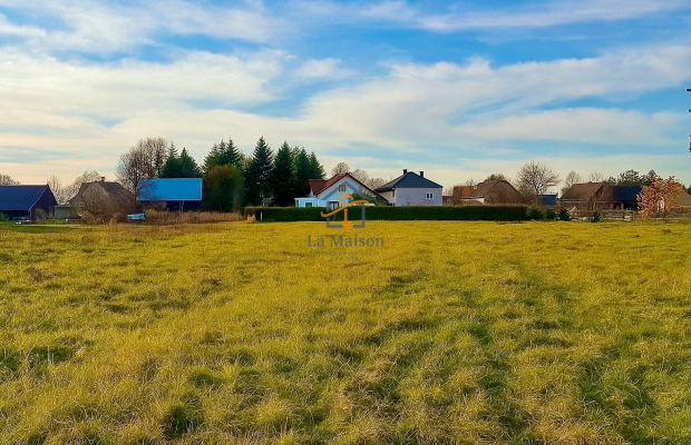 Rusicice, gm. Czernichów. 27 ar w zielonej okolicy