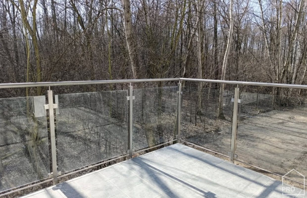 Apartament z tarasem i garderobą 