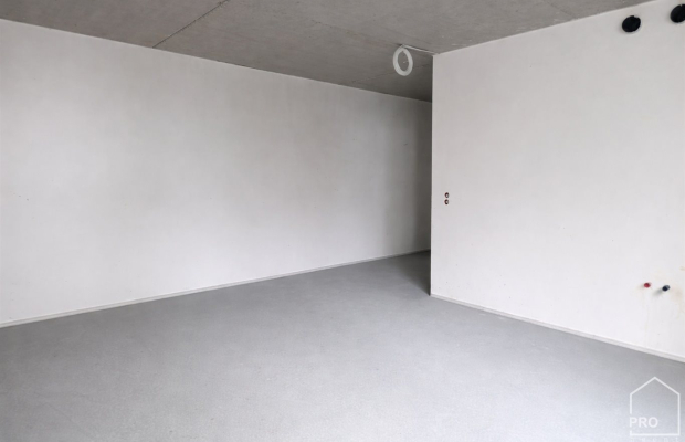 Apartament z tarasem i garderobą 