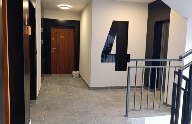 Apartament z tarasem i garderobą 