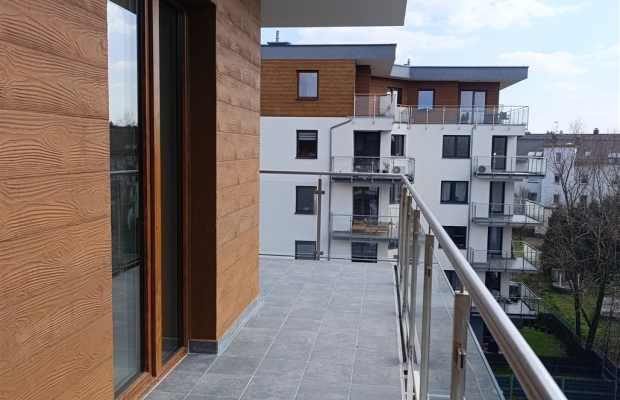 Apartament z tarasem na ostatniej kondygnacji 