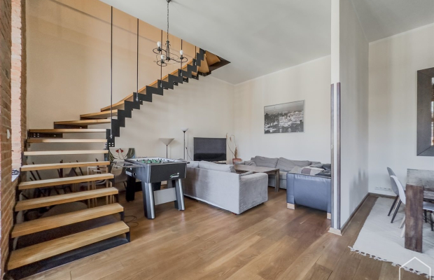 Oferuję na sprzedaż komfortowy i funkcjonalny apartament przy Al. Korfantego 9 w Gliwicach. Mieszkanie ma powierzchnie 206 m2, 