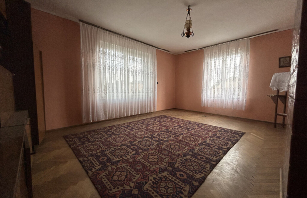 Mokra | Przestronny dom wolnostojący