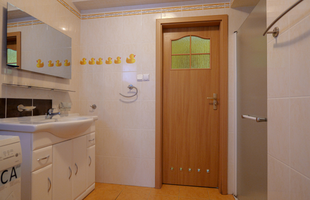 Bukowce | Kompleks domów z basenem