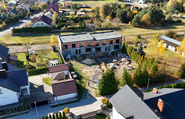 Zawady, ul. Rolnicza | Dom w zabudowie szeregowej