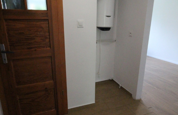 3pok, 48met, okolice Katowickiej PIWNICA/OGRÓD 400 m2 (Wrocław)