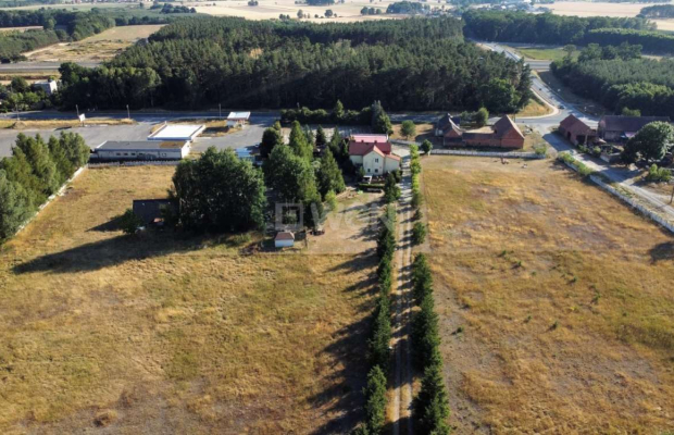 Dobromil, gm Radwanice, pow Polkowice, działka 1486 m2 zabudowana, 1 700 000 zł sprzedam.  
  
KUPUJĄCY 0 %  
  
Na sprzedaż ni