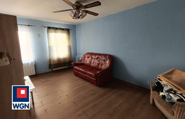 Przemków, mieszkanie 2 pokoje, 44,2 m2, sprzedam, cena 100 000 zł.  
  
Sprzedam mieszkanie w kamienicy w centrum Przemkowa.  
