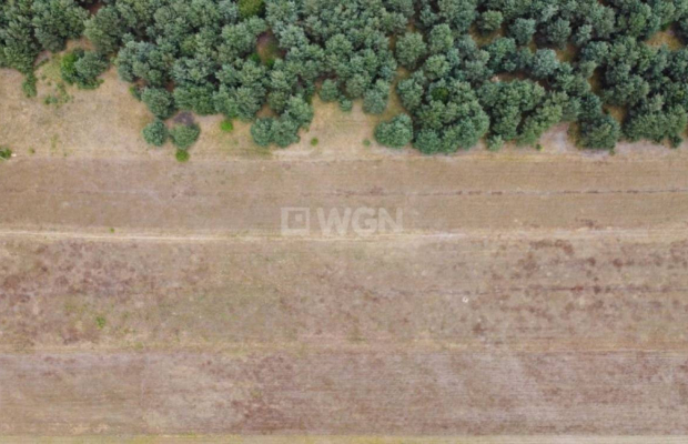 Sobin, działka usługowa, 0,6506 ha, 460 000zł, sprzedam.  
  
Na sprzedaż działka usługowa o powierzchni 65 ar, położona w Sobi