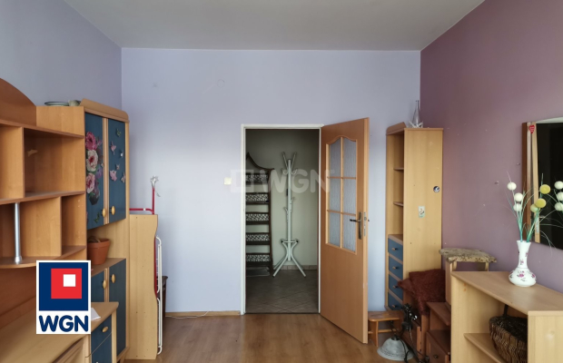 Polkowice, mieszkanie, 2 piętro, 3 pokoje, 82,2 m2, sprzedam, 328 000 zł.  
  
Na sprzedaż duże mieszkanie na 2 piętrze w bloku