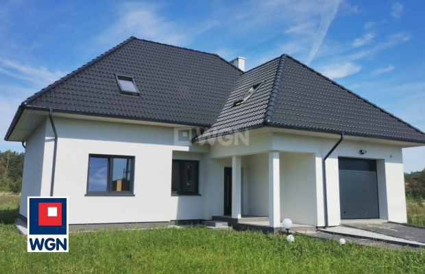 Wilków, dom, 5 pokoi, 180 m2, działka 803 m2, sprzedam, cena 799 000 zł.  
  
Na sprzedaż dom w stanie deweloperskim - cena 799