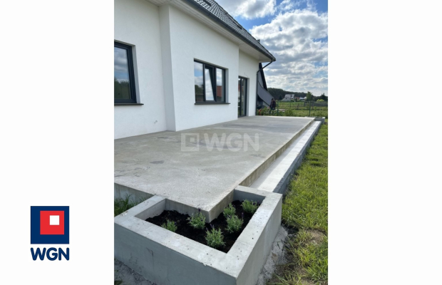 Wilków, dom, 5 pokoi, 180 m2, działka 803 m2, sprzedam, cena 799 000 zł.  
  
Na sprzedaż dom w stanie deweloperskim - cena 799