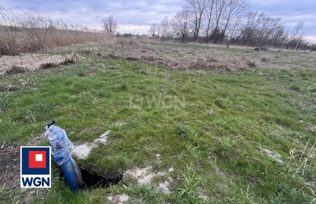 Szklary Dolne, gmina Chocianów, działka budowlana, 1535 m2, sprzedaż, 115000 zł.  
  
Na sprzedaż grunt budowlany w miejscowośc
