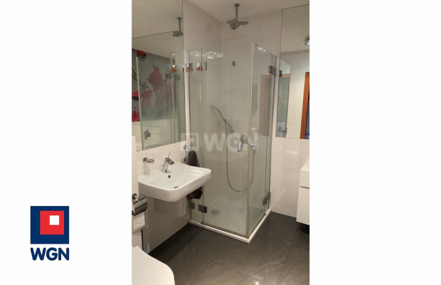 Polkowice, Rynek, mieszkanie, 2 piętro, 3 pokoje, 80 m2, sprzedam, 665000 zł.  
  
Na sprzedaż mieszkanie w kamienicy w Rynku w