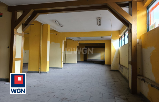 Chocianów, Bolka I Świdnickiego, lokal 299 m2, sprzedam.  
  
  
Zapraszamy do zapoznania się z ofertą sprzedaży lokalu w Choci