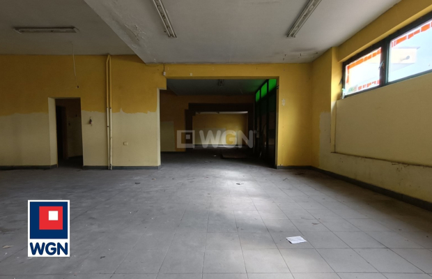 Chocianów, Bolka I Świdnickiego, lokal 299 m2, sprzedam.  
  
  
Zapraszamy do zapoznania się z ofertą sprzedaży lokalu w Choci