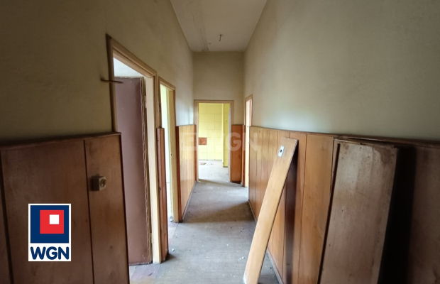 Żukowice, sprzedam obiekt, powierzchnia użytkowa 220 m2, działka 615 m2, 235 000 zł.  
  
Na sprzedaż obiekt znajdujący się w Ż