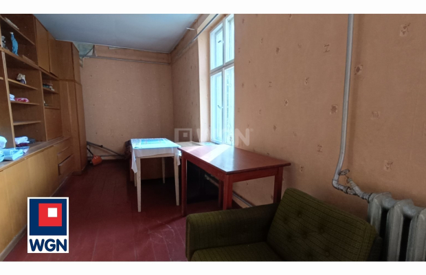 Długie, gm Szprotawa, dom o powierzchni 203 m2, 7 pokoi, 260 000 zł, sprzedam.  
  
Zapraszam do zapoznania się z ofertą domu d