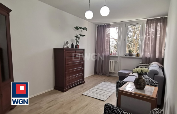 Polkowice, 3 pokoje, 1 piętro, 51 m2, 330000 zł sprzedam.  
  
Na sprzedaż trzypokojowe mieszkanie na 1 piętrze w IV piętrowym 