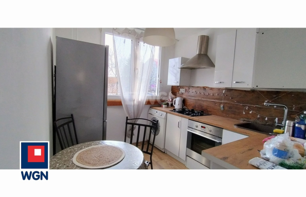 Polkowice, 3 pokoje, parter, 51 m2, 360000 zł sprzedam.  
  
Na sprzedaż trzypokojowe mieszkanie na parterze w IV piętrowym bud