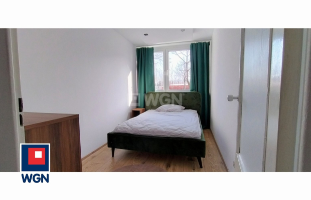 Polkowice, 3 pokoje, parter, 51 m2, 360000 zł sprzedam.  
  
Na sprzedaż trzypokojowe mieszkanie na parterze w IV piętrowym bud