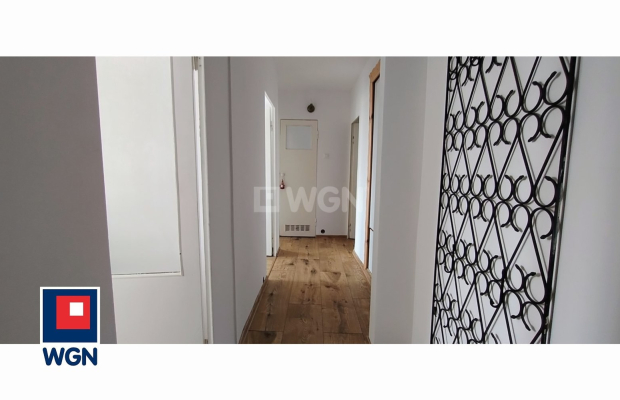 Polkowice, 3 pokoje, parter, 51 m2, 360000 zł sprzedam.  
  
Na sprzedaż trzypokojowe mieszkanie na parterze w IV piętrowym bud