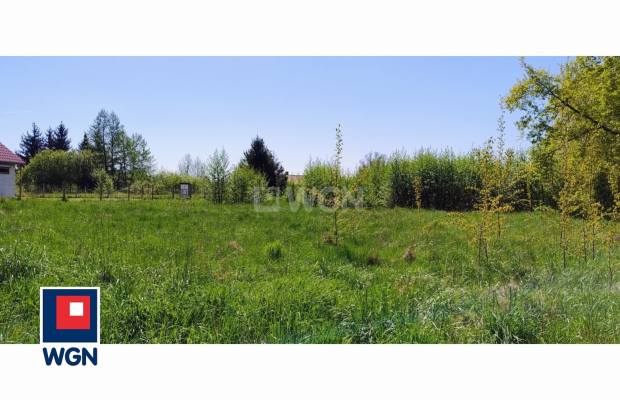 Radwanice, powiat Polkowice, działka, 800 m2, sprzedaż, 120000 zł.  
  
Na sprzedaż grunt budowlany, działki 240/1; 240/2; 240/