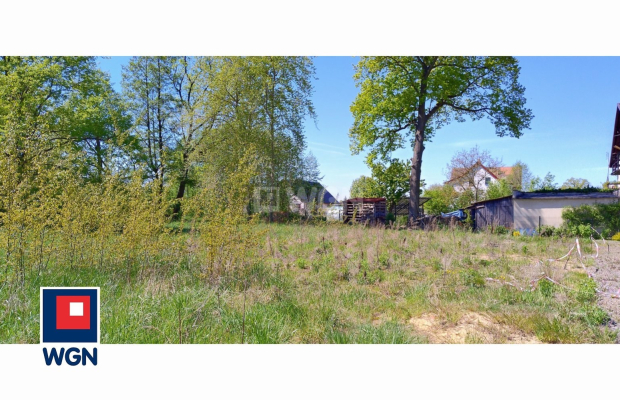 Radwanice, powiat Polkowice, działka, 800 m2, sprzedaż, 120000 zł.  
  
Na sprzedaż grunt budowlany, działki 240/1; 240/2; 240/