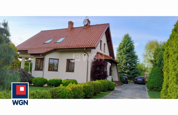 Polkowice, dom, 5 pokoi, 170 m2, działka 1148 m2, sprzedam, cena 1 500 000 zł.  
  
Na sprzedaż dom wolnostojący 189,6 m2 powie