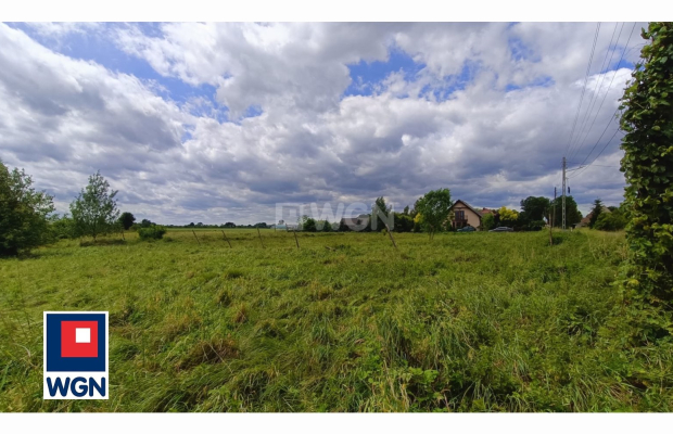 Chocianowiec, działka rolna do przekształcenia, 1200m2, 99 000zł, sprzedam.


Zapraszam do zapoznania się z ofertą znakomicie p