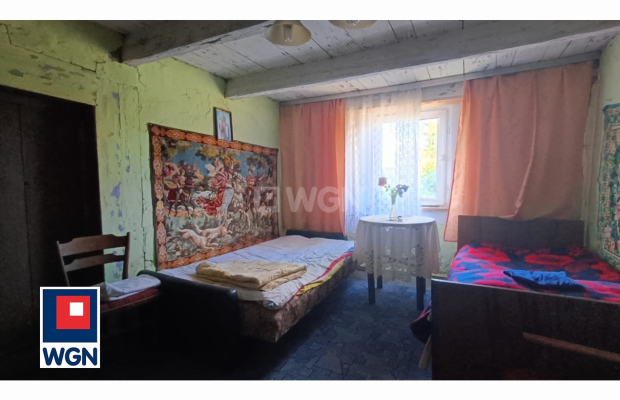 Szklarki, gmina Przemków, powiat polkowicki, dom 120 m2, zabudowania gospodarcze, działka 1533 m2, sprzedam, 250 000 zł.  
  
Z